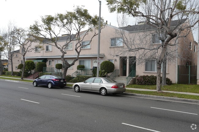 Photo - Redondo Townhomes