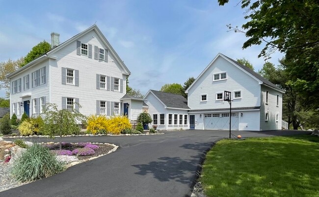 Building Photo - 79 Barbour Rd