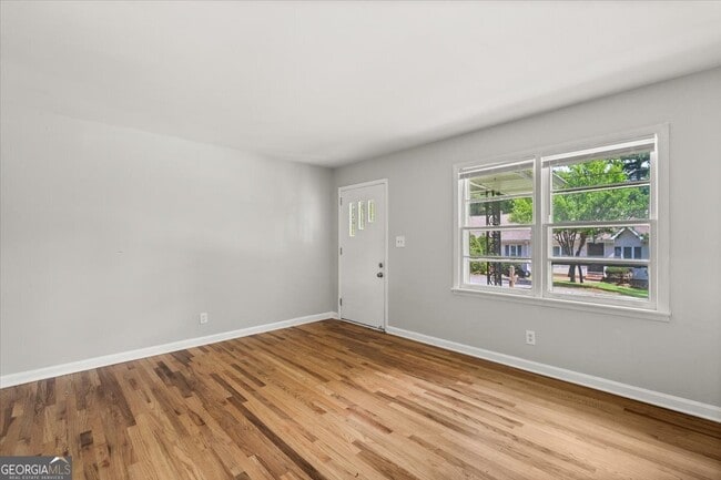 Photo - 190 Opal Dr