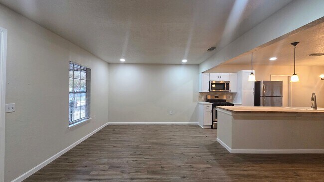 Photo - Newly Renovated NE San Antonio 3 bedroom home in established neighborhood-You do not want to miss...