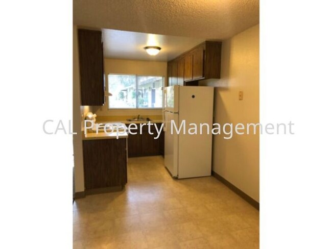 Lower level one bedroom apartment for rent... - Lower level one bedroom apartment for rent...