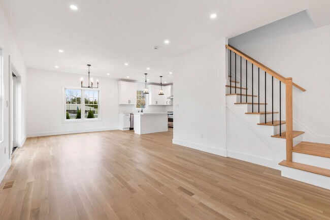 Photo - 194 Nelson Ave