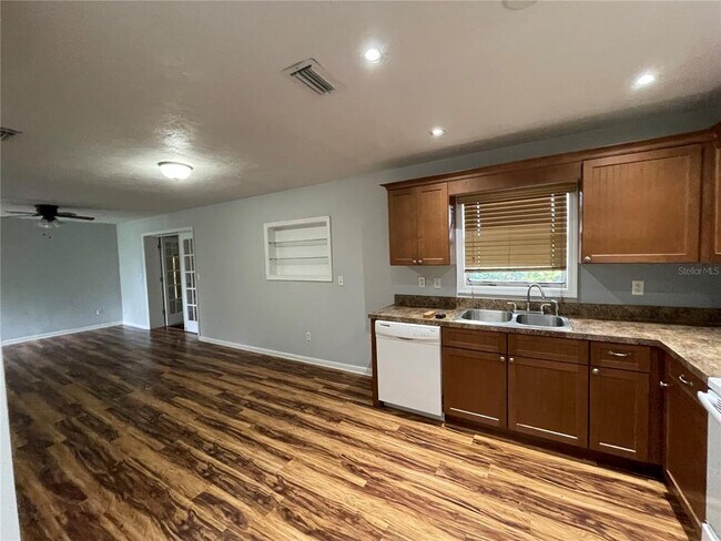 Photo - 1159 Fountainhead Dr