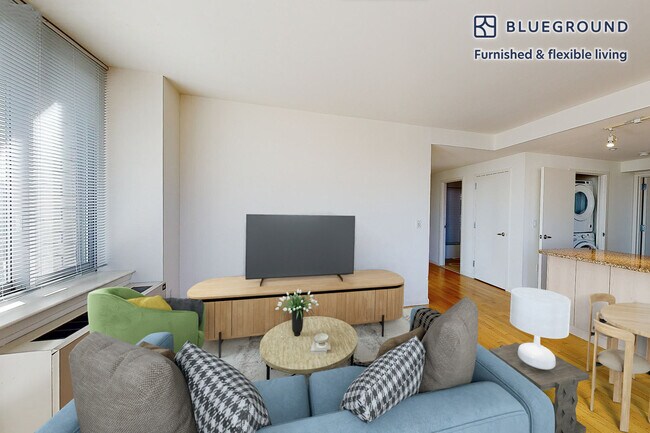 Photo - 27 Barker Ave Unidad FL10-ID1190A