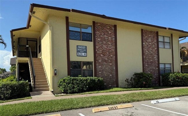 Building Photo - 10027 Winding Lake Rd Unit 102 Rental