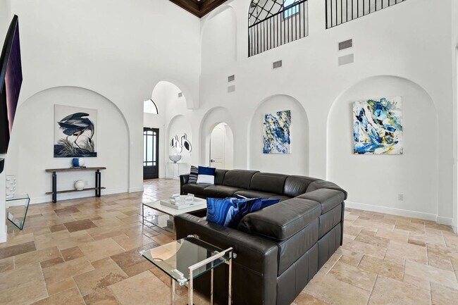 Photo - 494 Seagull Ave Unit FL1-ID1296214P