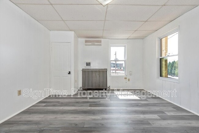 Building Photo - 220 Summit Ave Unit Apt 1R
