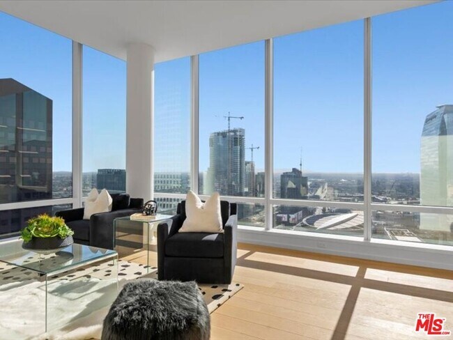 Photo - 877 Francisco St Unit 4209