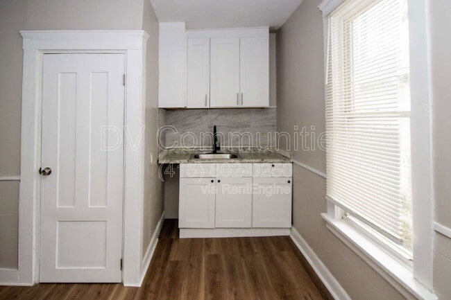 Photo - 2947 E 57th St Unidad 2