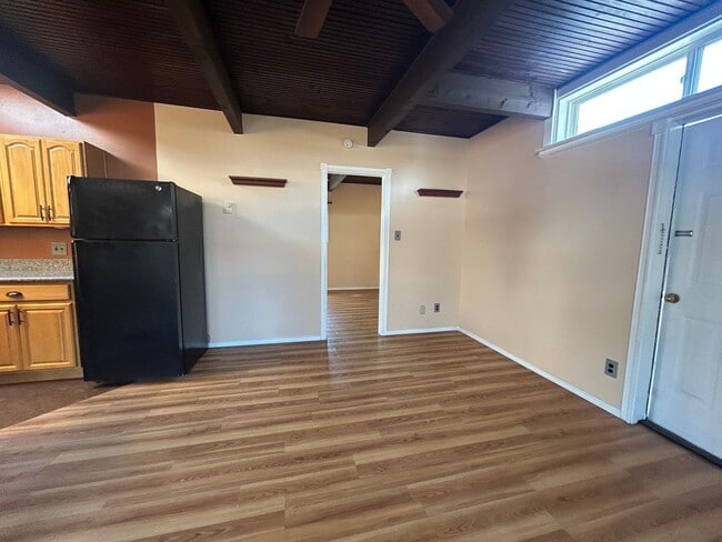 Building Photo - 80 Seronko (12006) Unit #12006 Rental