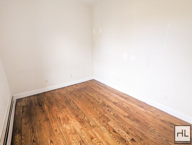 Photo - Fifth Avenue Unit 4B