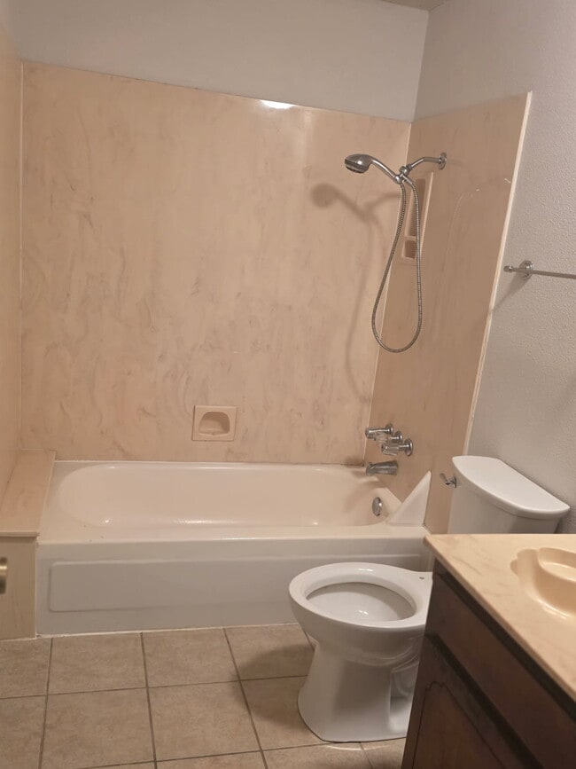 7805 Ashe Ct Unit Ashe Court 4Plex