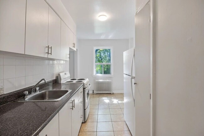 Photo - Folcroft Apartments