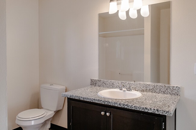 APARTAMENTOS EN D STREET - PORTLAND, OR