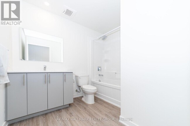 Photo - 353 Gardner St Unité 401