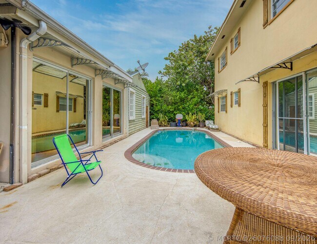 Photo - 216 Ocean Breeze Unit #1 DN