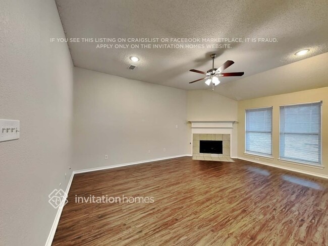 Photo - 6221 August Run