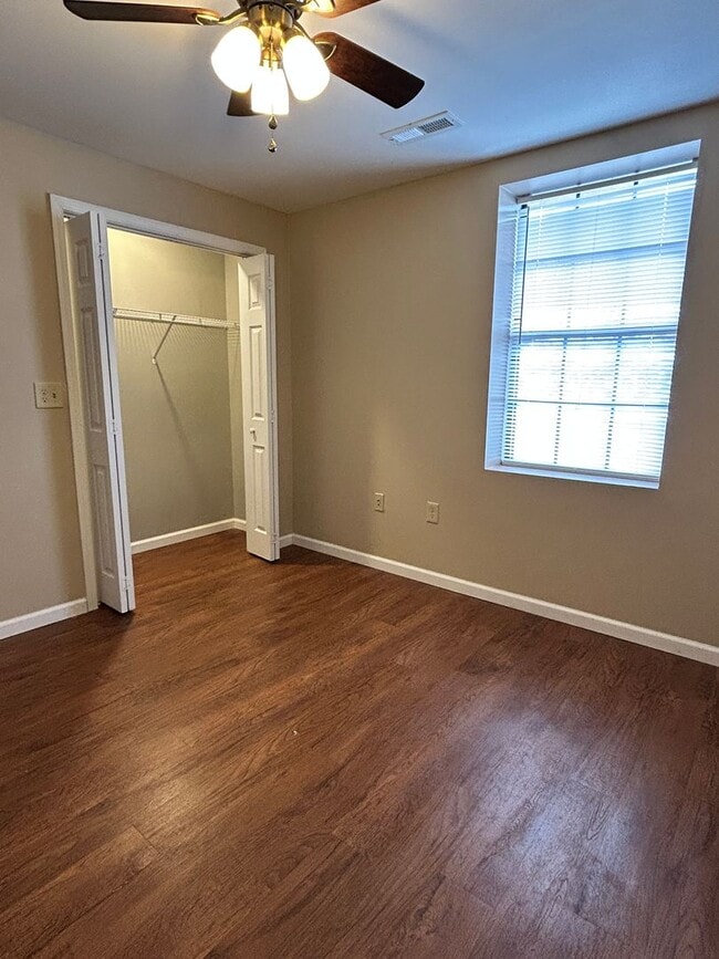 Photo - Jefferson Commons Apartments Unidad Apt. J