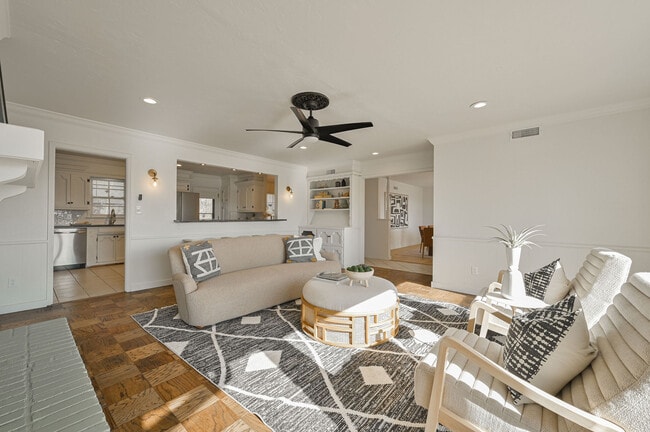 Photo - 1901 NE 66th St