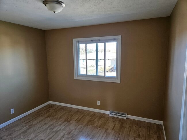 Photo - 11327 Camden Ave