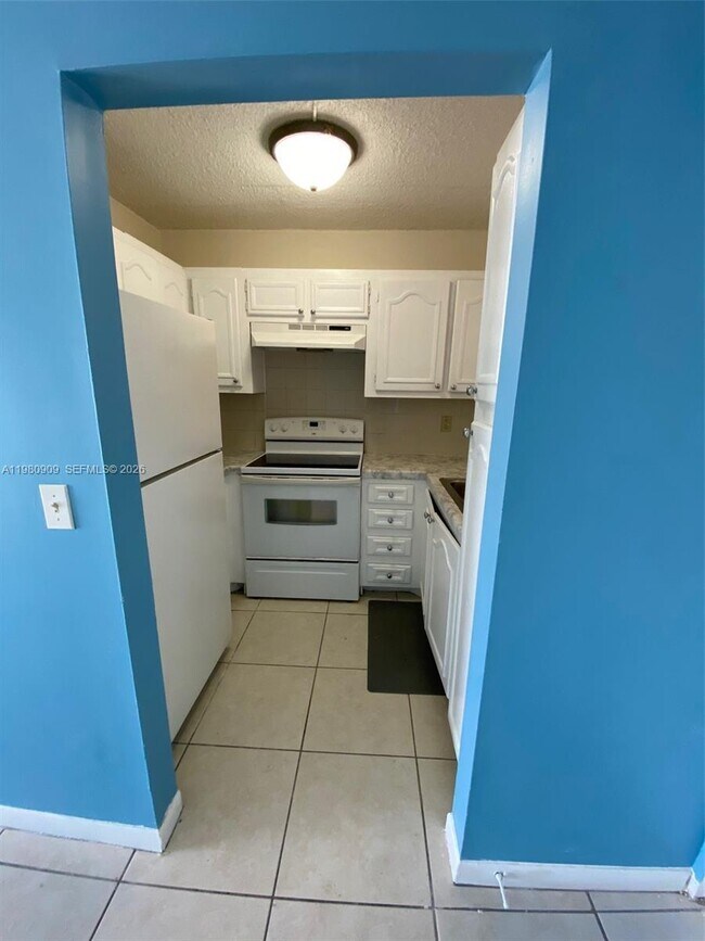 Photo - 6820 W Flagler St Unit 202