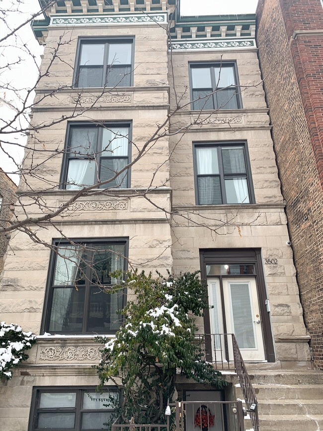 Photo - 3502 N Sheffield Ave Apartment Unit 1