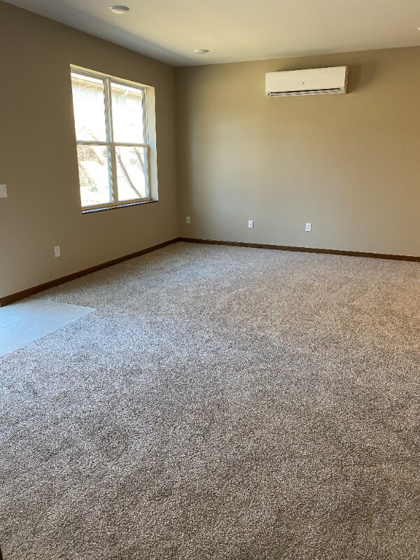 Photo - 3718 Doolittle Dr