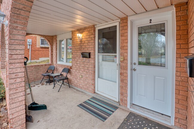 Photo - Renovated 2-Bed Lower Unit in Kingston | $2149 ALL-INCLUSIVE Unit 2