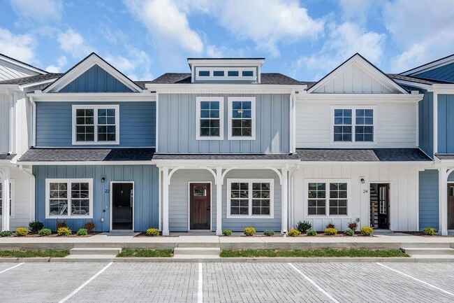 Photo - 211 S High St