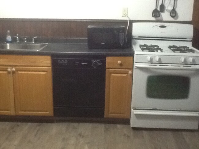 Photo - 2124 Highland Ave Unidad 2nd Floor