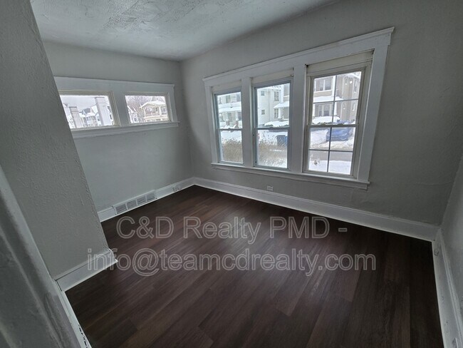 Photo - 13701 Benwood Ave