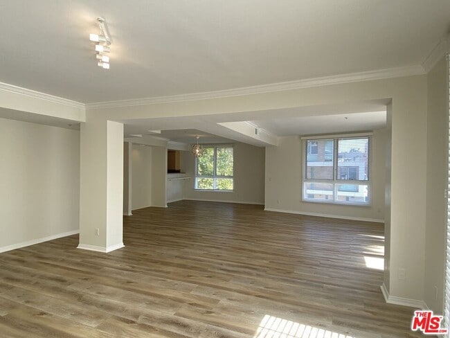 Photo - 11099 Ophir Dr Unit 305