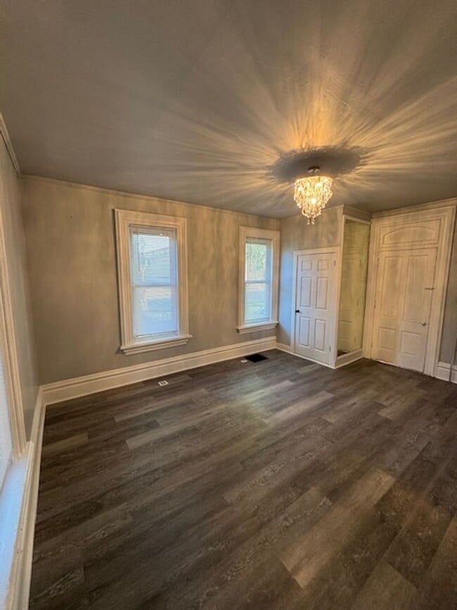 Photo - 302 E Washington St Unit 3