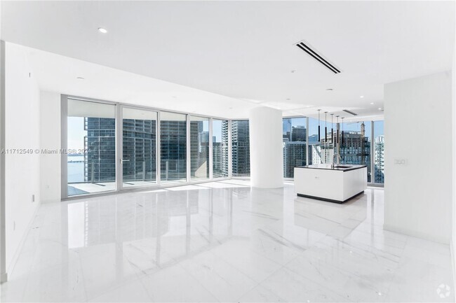 Building Photo - 300 Biscayne Blvd Way Unit 3507 Rental