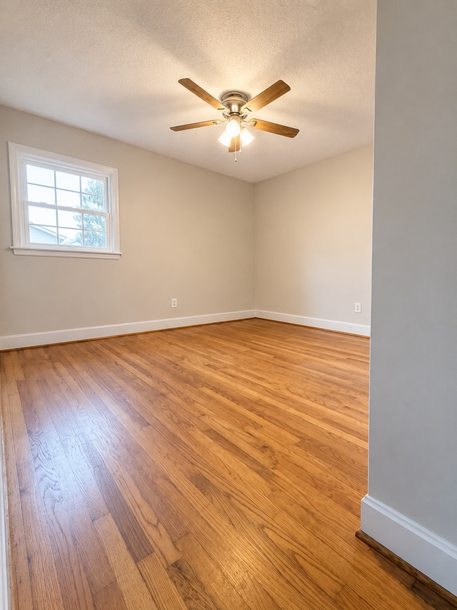 Photo - 3 bed, one bath house in Mebane