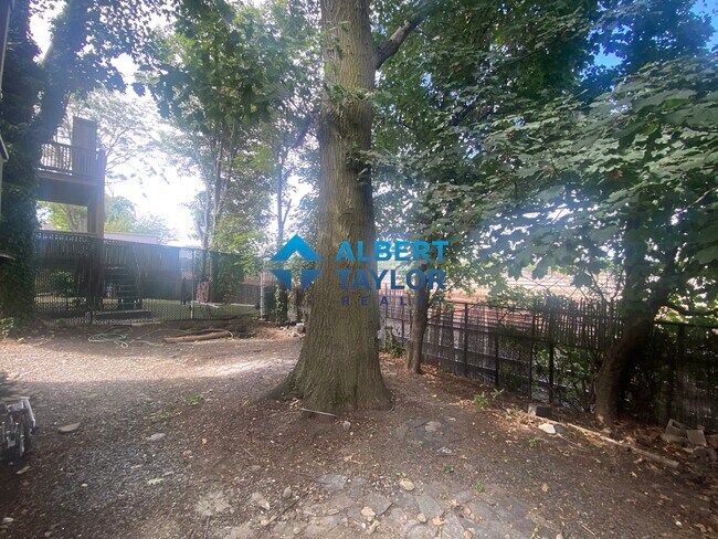 Photo - 18 Sawyer Ter Unit 1