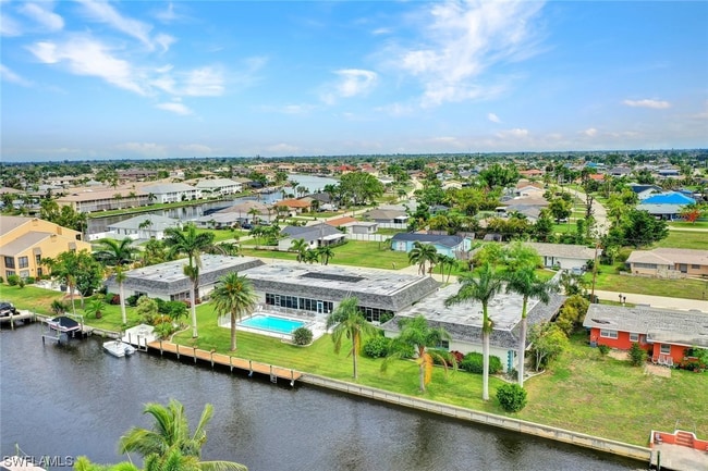 Property View - 1220 SE 40th St Unit 7