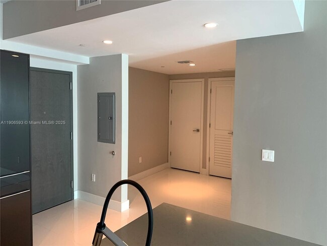 Photo - 1080 Brickell Ave Unit 3003