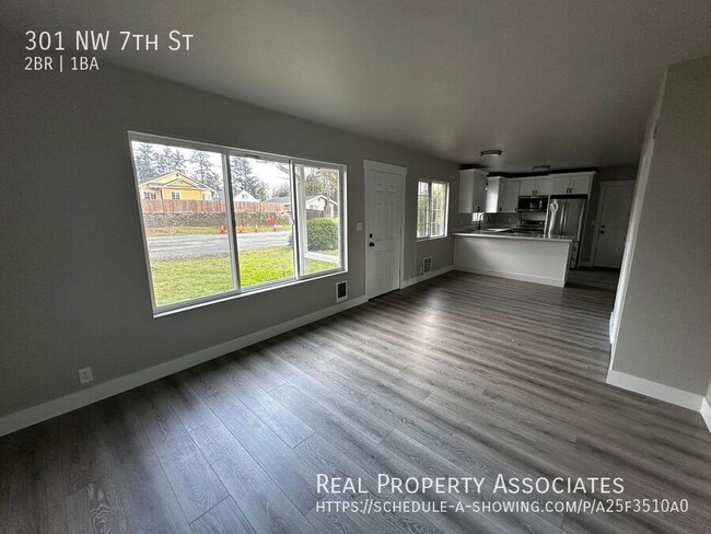 Photo - 301 NW 7th St