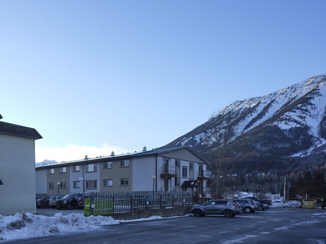 Photo - 1462 6th Ave Unité 101b