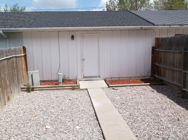 Photo - 4412 E 13th St House