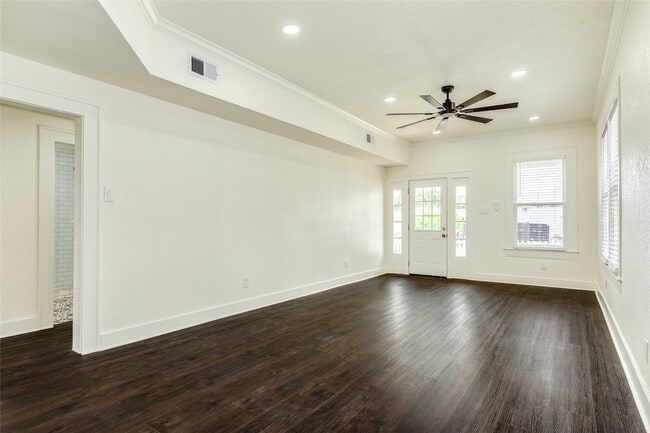 Photo - 3730 Avenue T