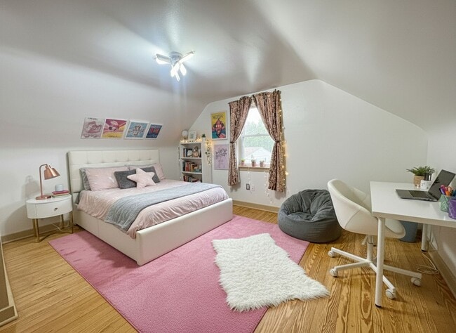 Photo - 3 Bedroom 2 Bathroom Cape Cod Available in York!