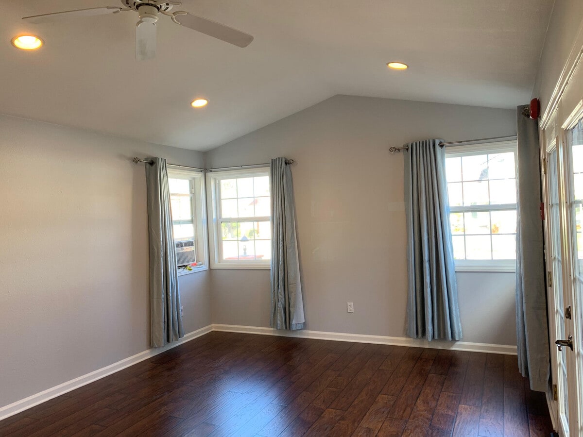 Photo - Day Lily Duplex