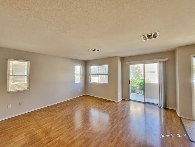 Photo - 5278 Sacha Way