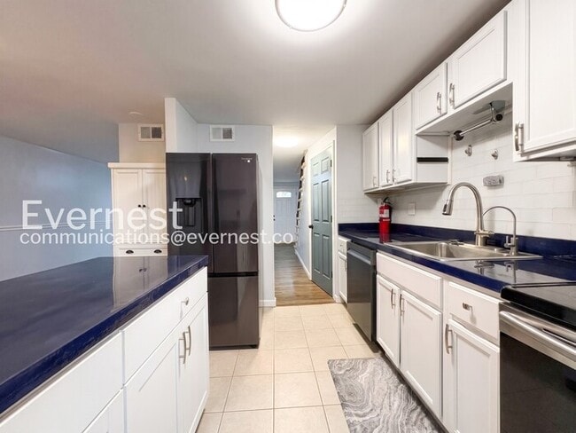 Photo - 6405 Loch Crest Ct