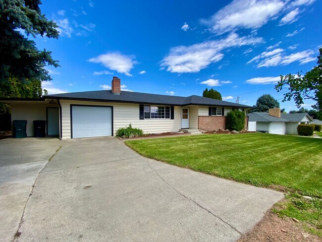 Photo - Space to Spare, Style to Love