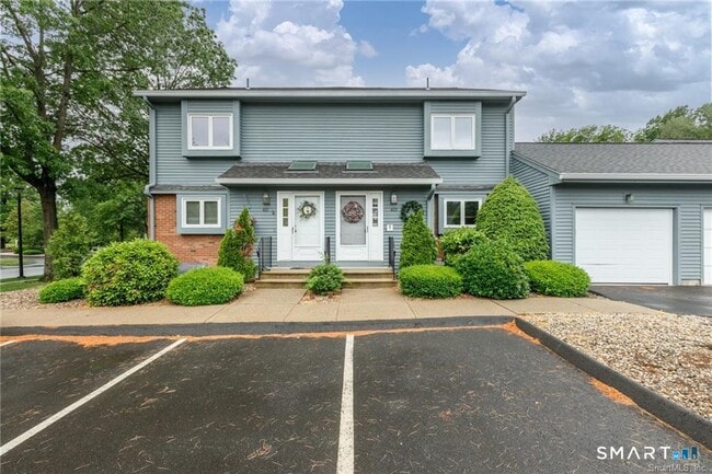 Building Photo - 410 Sandstone Dr Unit 410