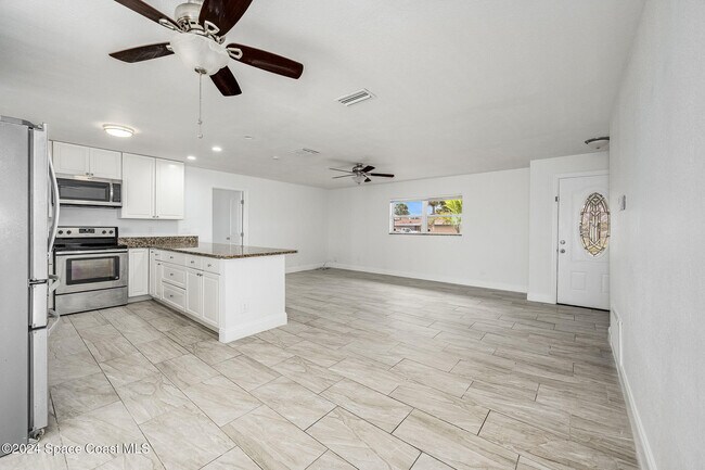 1730 E Riviera Dr