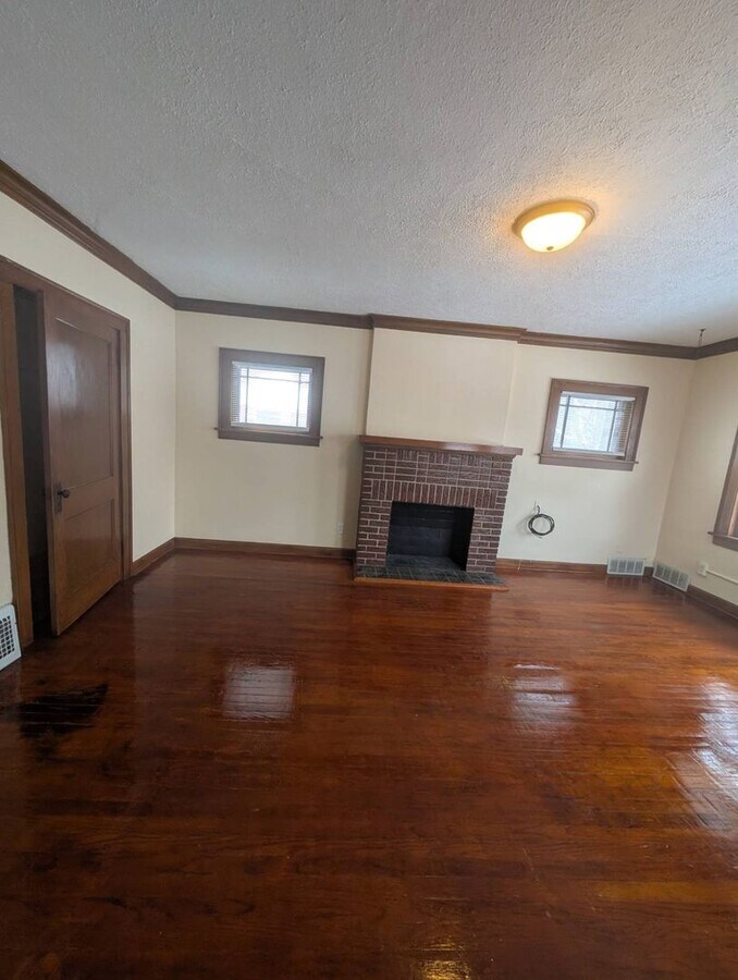 Photo - 1303 Parmele St Unit 1303-2